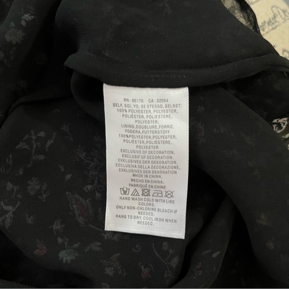 Maeve Anthropologie Black Floral Chiffon Sleeveless Blouse Womens Size Medium - Picture 9 of 10